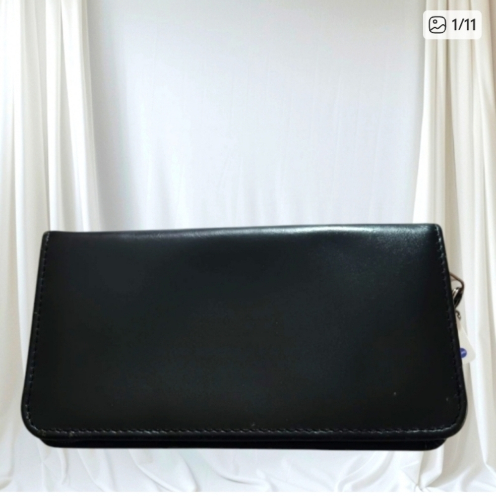 Black Faux Leather Zip Around Y2K Wallet - Picture 12 of 17